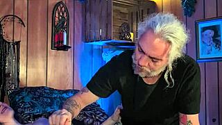 holiday season turns into hot pussy licking massage with toys and vibes 😍👅💋