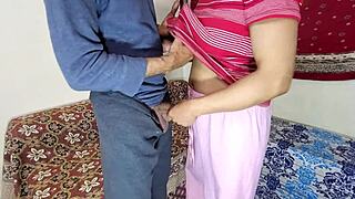 Bhabhi begs full dick in ass not pussy muslim anal slut takes it