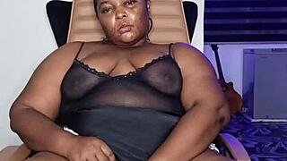 Hey Mara Exotic lonely housewife squirts solo masturbation full vid on red