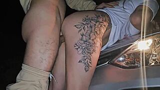 Motorista leva duas garotas de festa pra corrida noturna