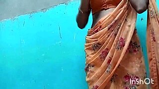 Serving father-in-law sex while hubby works overtime 😈🇮🇳