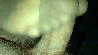 whoa filling her nylonsocks with hot cum after that teasing footjob 😍👣💦