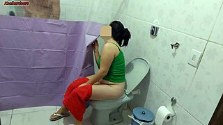 Curvy Brazilian Stepmom Hangs Curtain To Spy On Stepson Bathing