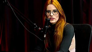 boyfriend questions everything but ends up watching ruiva get swung in sheer red puteiro style casa de swing