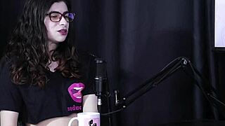 Yumi Trap Shifts from Cash Focus to Passion with Ex Sheer Red