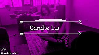 Blonde teen's pretty feet worshipped before pussy licking and sensual fucking