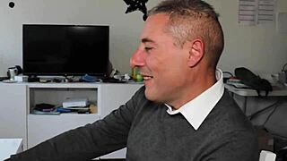 hey sirya wanna feel my tongue licking your wet pussy deep?