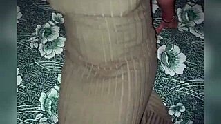 señora mexicana milf hooks up with young stud after fiesta