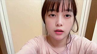 【Bushy College Girl Masturbates】Smelly Body in Bath While Mom Sleeps