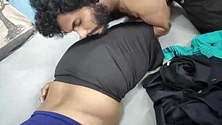 Indian bhabhi sneaks uber driver's monster cock deep inside!