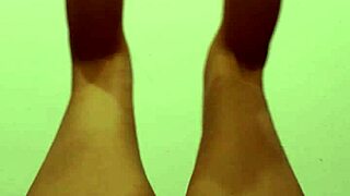 omg my wife does naked workouts spreading her hairy pussy wide 😲🔥