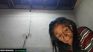 lupita works hard sucking for hot cum mouthful!