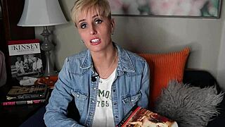 Robyn wood hotwife phone sex masturbation ep 2 gets you rock hard!