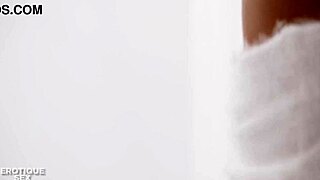 Lesbian babes feel ecstasy licking fingering juicy pussies.