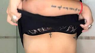 hey milf cachonda argentina shakes oiled ass xoxo wet part 1 💦🍑