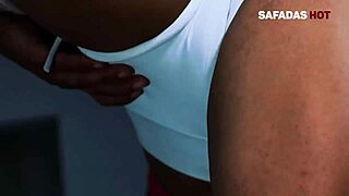 Personal Pounds Hot Student In Gym Session