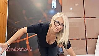 GUY CUMS ON MY GLASSES AT MOTEL THEN I VIDEO CALL ANOTHER FOR FACELOAD!