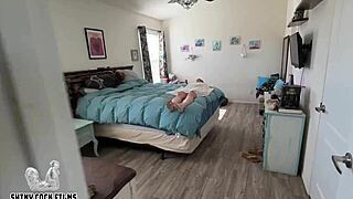 i'm massagin my stepmom in law jane cane n her tits shine on my cock omg