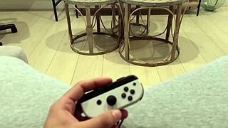 Ever wonder how sexy Florida babe shakes ass bouncing while throating huge cock?