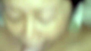 Indonesian hottie bangs young neighborhood mom hard 😈🍑🔥