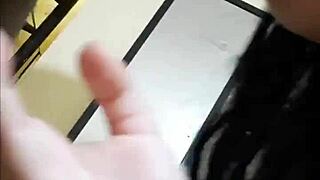 Teen girlfriend in lingerie sucks my cock so good with her rich tongue 😍💦