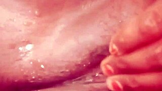 Desi bhabhi fucked in bathroom