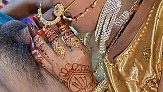 Father-in-law pounds bahu secretly with dirty Hindi talk and creampie!