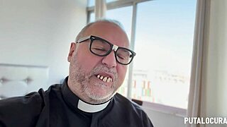 Gordita Española Laura Baby Confiesa Follando al Padre Damián con Gran Culo