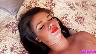 omg this hairy pussy play gets me so wet 😩 cumming over and over closeup 