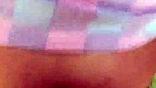 novinha tesuda quer foder no mato agora mesmo!!