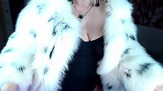 Mature Bitch Screams Orgasm in Fur Coat Pussy Toy Show!