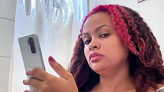 omg chubby babe's early morning toilet farts are so gassy and natural 💨😂