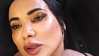 ei motorista safada no estacionamento espera o novinho casado pra foder o cuzinho