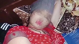 What secrets hide in this closeup pussy pounding of indian janvibhabhi?