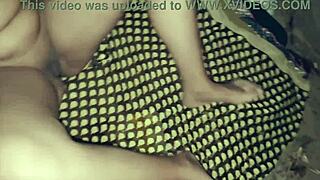 step-sis and bro hide in garage for sneaky wet pussy licking and hard fucks