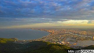 athletic latina stops for trucker pleasure fucking her wet pussy full video on site