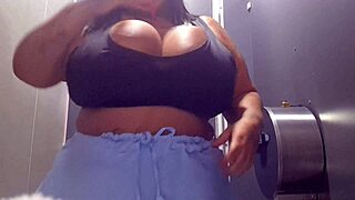 mary jhuana sweats flashing huge tits and fat ass in gym bathroom after workout