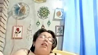 Marysubmissive updates with curvy fat ass saggy tits handjob in homemade submissive whore play