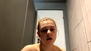 she takes extreme double penetration at gym