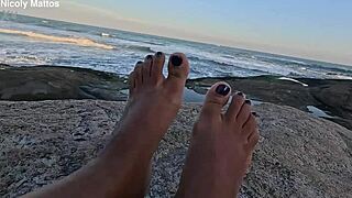 Fetish Feet Exposed on Public Beach for Podolatras Lovers