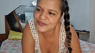 sent this big ass latina vid as evandro's b-day gift... jealous? hit 13 997734140 😏🍑