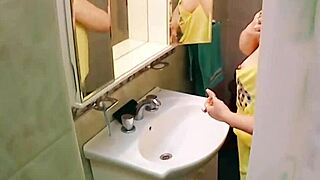 Why is my stepmom the hottest housewife squirter?