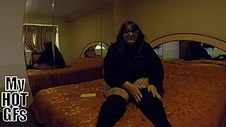 chubby latina mimi fucked missionary pov cumshot in dorm homemade