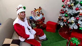 Stepsister Sucks Stepdad Cock for Christmas Penance