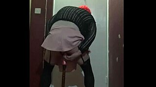 Bisexual crossdresser Mark Wright assfucks dildo then sucks clean