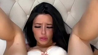 horny british slut toys her wet pussy solo on cam 😈💦