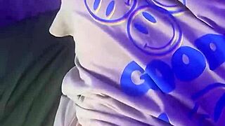 Quick creampie turns half-naked roommate into dripping mess