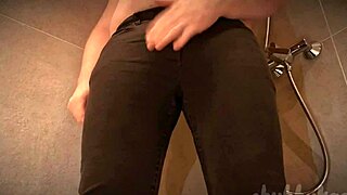 Chubbykaot soaks her jeans completely while spreading her curvy ass outdoors