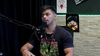 Guilherme films girl fainting in squirting sex positions