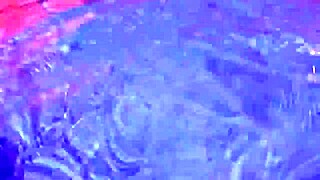 Latina milf's huge ass takes stranger's hard cock poolside!